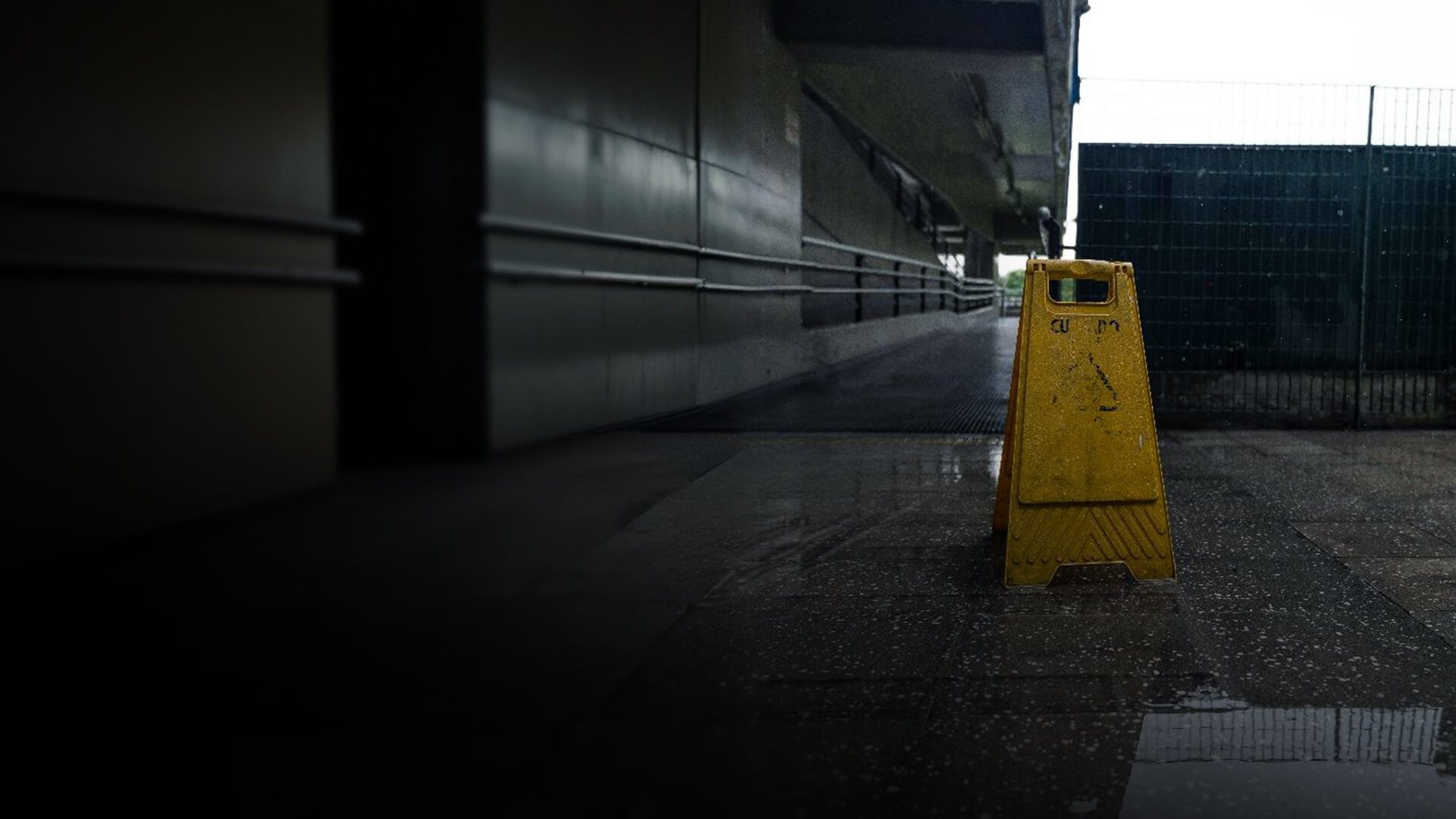New Orleans slip and fall Lawyers | Crescent City Personal Injury - attorney john Radziewicz